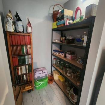 Продается Многокомнатная квартира, 81 м²
