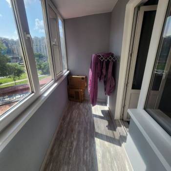 Продается Многокомнатная квартира, 81 м²
