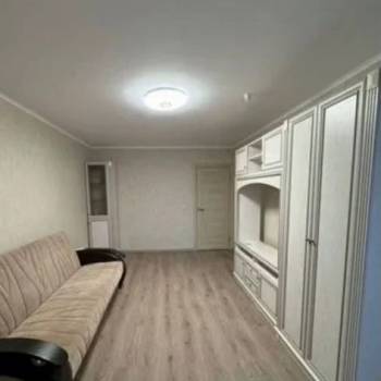 Сдается 2-х комнатная квартира, 65 м²