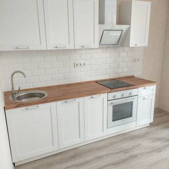 Продается 1-комнатная квартира, 42 м²