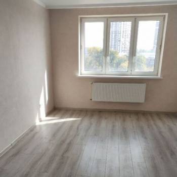 Продается 1-комнатная квартира, 42 м²