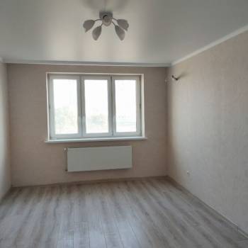 Продается 1-комнатная квартира, 42 м²