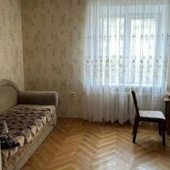 Продается Многокомнатная квартира, 75,4 м²