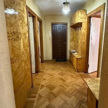 Продается Многокомнатная квартира, 75,4 м²