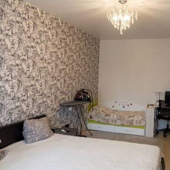 Продается 1-комнатная квартира, 41,6 м²