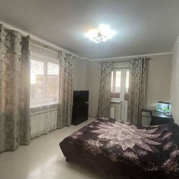 Сдается 2-х комнатная квартира, 78 м²
