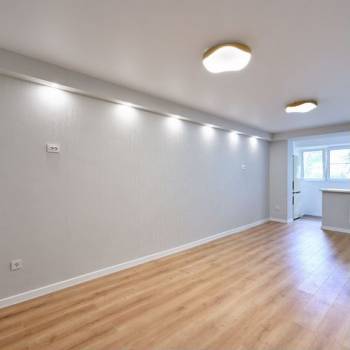 Продается 1-комнатная квартира, 45 м²