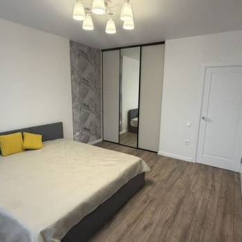 Сдается 1-комнатная квартира, 38 м²