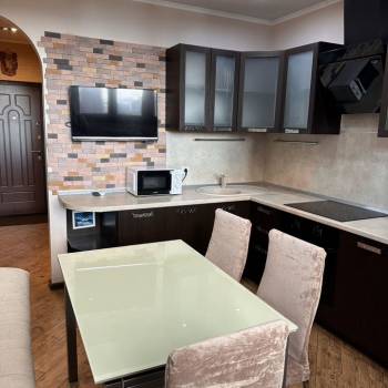 Сдается 1-комнатная квартира, 45 м²