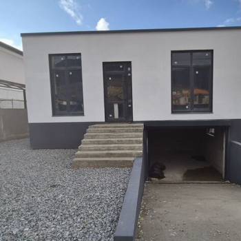 Продается Дом, 180 м²