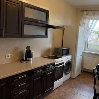 Сдается 1-комнатная квартира, 39 м²