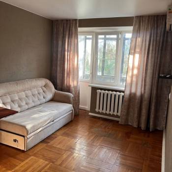 Сдается 2-х комнатная квартира, 42 м²