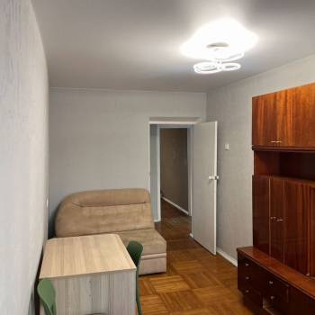 Сдается 2-х комнатная квартира, 42 м²
