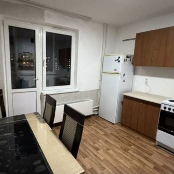 Сдается 2-х комнатная квартира, 59,5 м²
