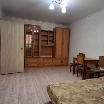 Сдается 1-комнатная квартира, 40 м²