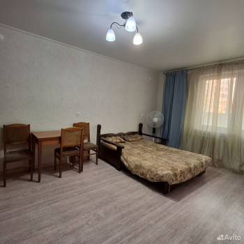 Сдается 1-комнатная квартира, 40 м²