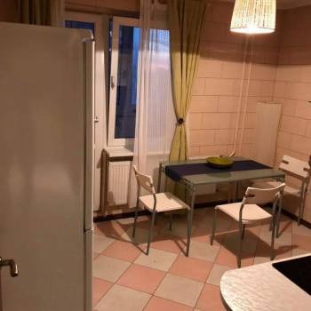Сдается 1-комнатная квартира, 43 м²