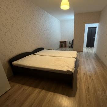 Сдается 1-комнатная квартира, 43 м²