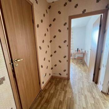 Сдается 1-комнатная квартира, 39 м²