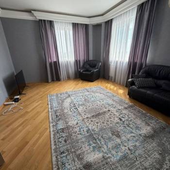 Сдается 2-х комнатная квартира, 87,6 м²