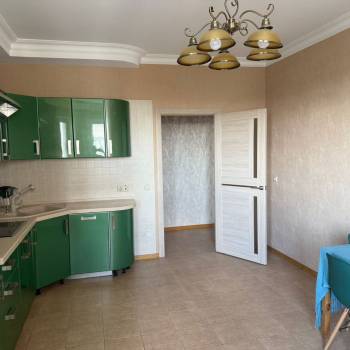 Сдается 2-х комнатная квартира, 87,6 м²