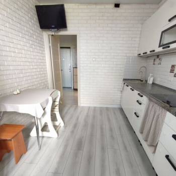 Продается 1-комнатная квартира, 39 м²