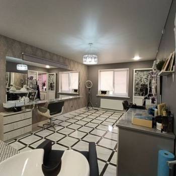 Продается 1-комнатная квартира, 52 м²