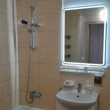 Сдается 2-х комнатная квартира, 69,8 м²