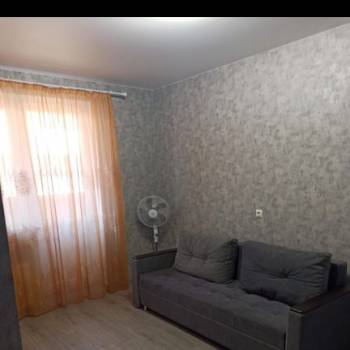 Продается 1-комнатная квартира, 35,3 м²