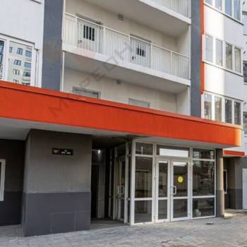 Продается 1-комнатная квартира, 41 м²