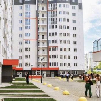 Продается 1-комнатная квартира, 41 м²
