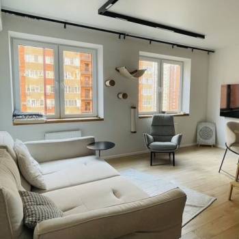 Продается 1-комнатная квартира, 51,7 м²