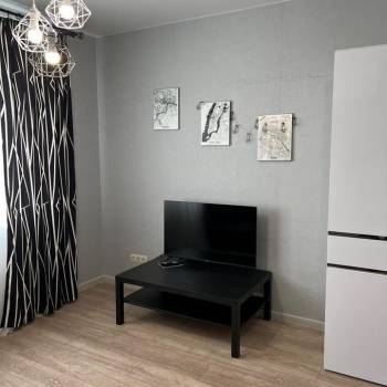 Сдается 1-комнатная квартира, 55 м²