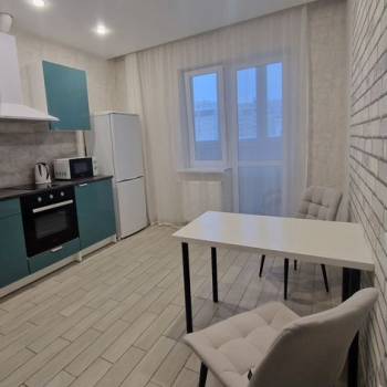 Сдается 1-комнатная квартира, 40 м²