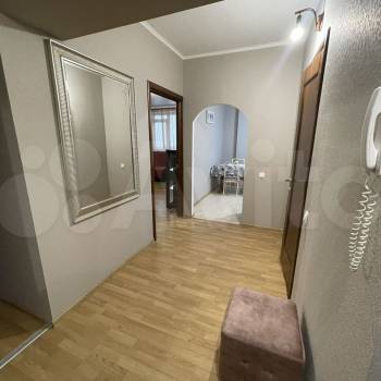 Сдается 1-комнатная квартира, 53 м²