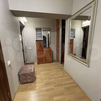 Сдается 1-комнатная квартира, 53 м²