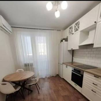Сдается Многокомнатная квартира, 66 м²