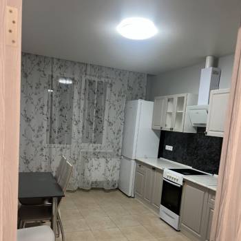 Сдается 2-х комнатная квартира, 56 м²
