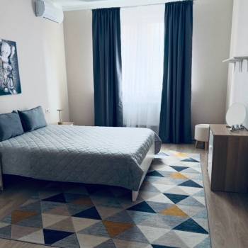 Сдается 2-х комнатная квартира, 76 м²
