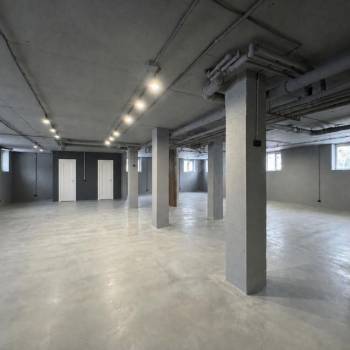 Сдается Нежилое помещение, 221 м²