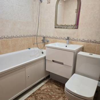 Сдается 1-комнатная квартира, 50 м²