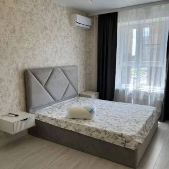Продается 1-комнатная квартира, 39 м²
