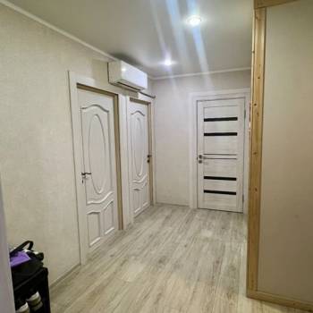 Сдается Многокомнатная квартира, 61 м²