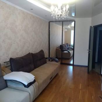 Сдается 1-комнатная квартира, 40 м²