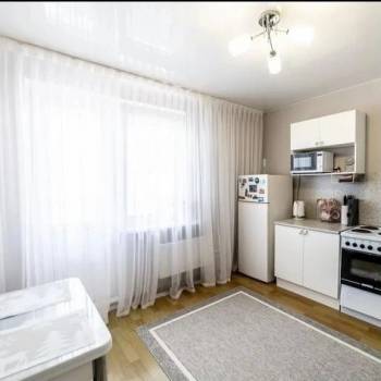 Продается 1-комнатная квартира, 39,5 м²