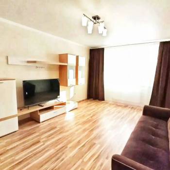 Сдается 2-х комнатная квартира, 71,8 м²