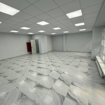Сдается Нежилое помещение, 70 м²