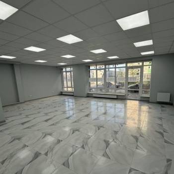 Сдается Нежилое помещение, 70 м²