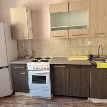 Сдается 1-комнатная квартира, 39 м²