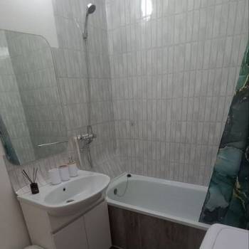 Сдается 1-комнатная квартира, 37,6 м²